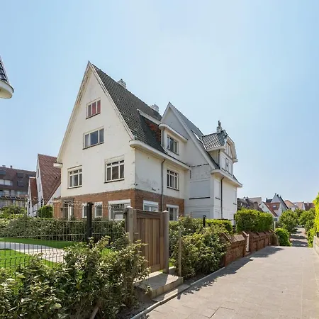 Hotel Les Pinsons - Familievilla Met Strandzicht En Tuin 3*